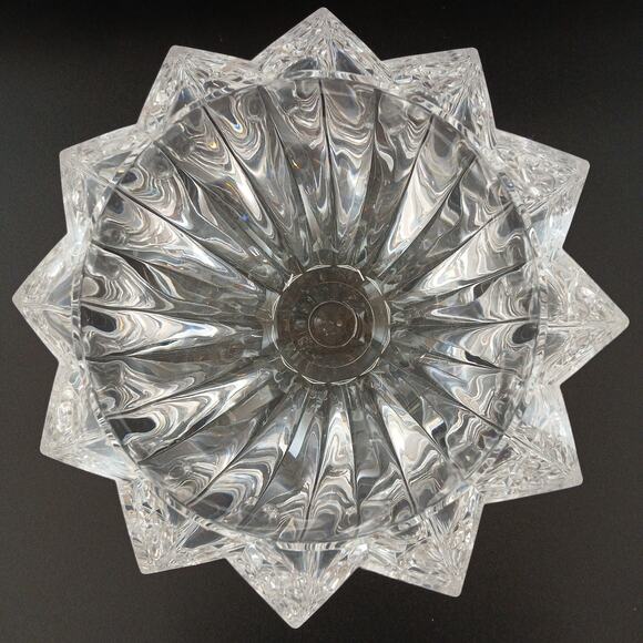 Vintage Clear Acrylic Starburst Serving Bowl Candy Dish 6.5" Table Centerpiece - Picture 3 of 6